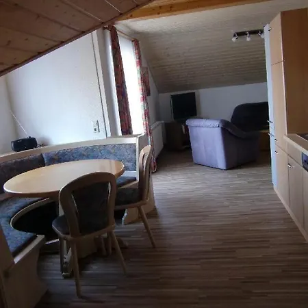 Haus-fechtig-wohnung-typ-c Appartement *