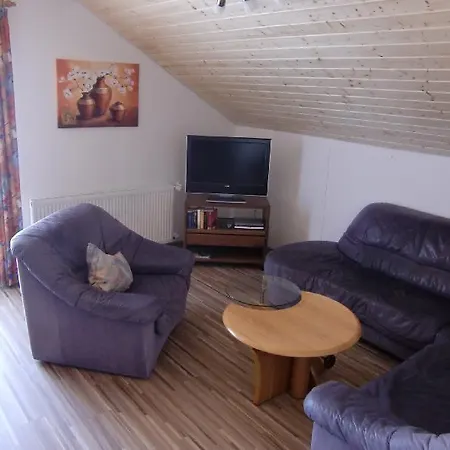Apartment Haus-fechtig-wohnung-typ-c